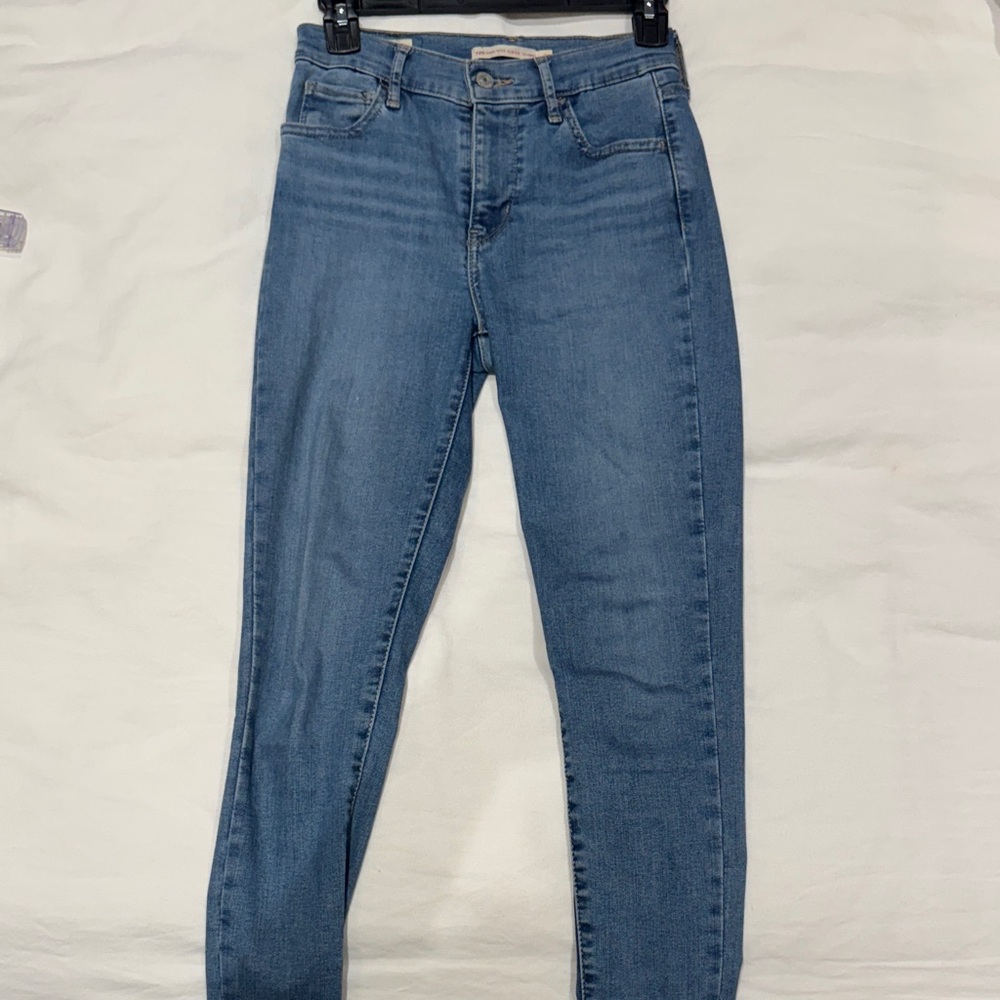 Levi’s 720 high rise super skinny blue jeans